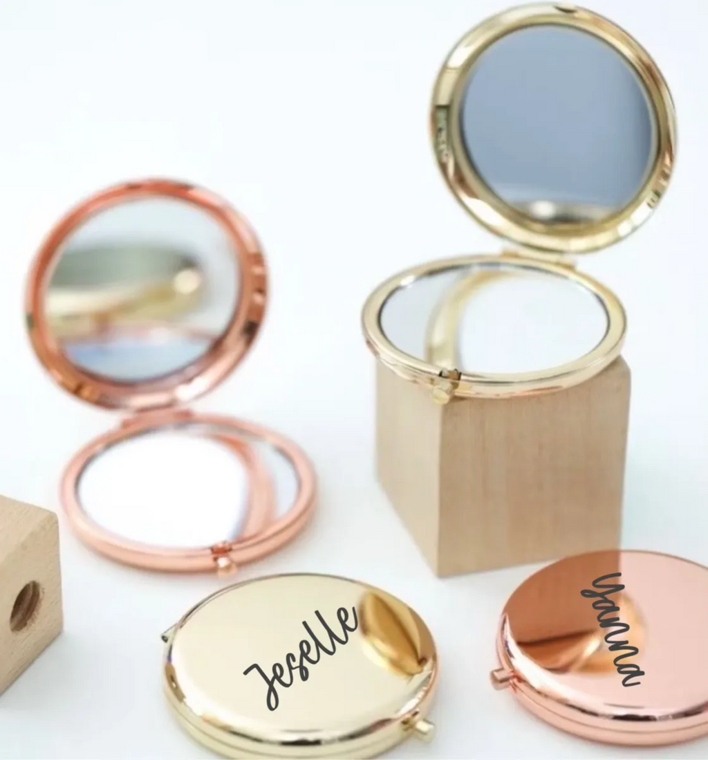 Personalized Compact Mirror